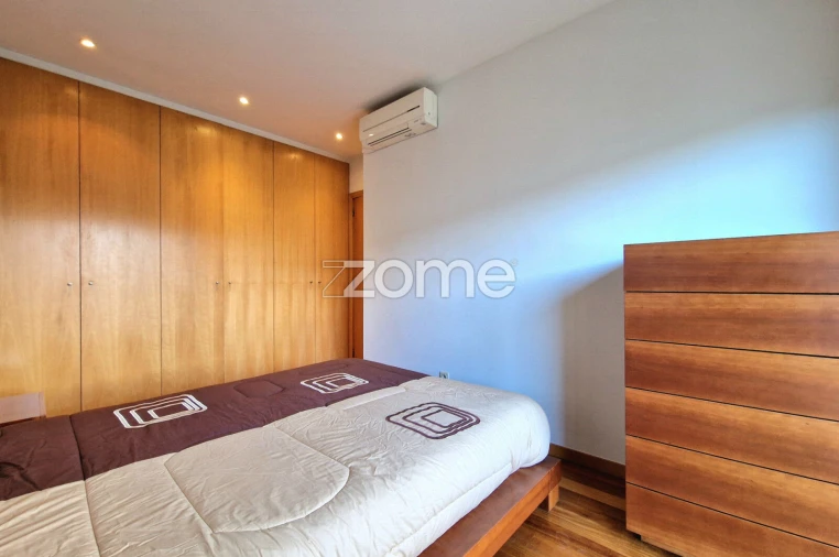 Apartamento T3 para Arrendamento em Braga (São José de São Lázaro e São João do Souto) Foto 16