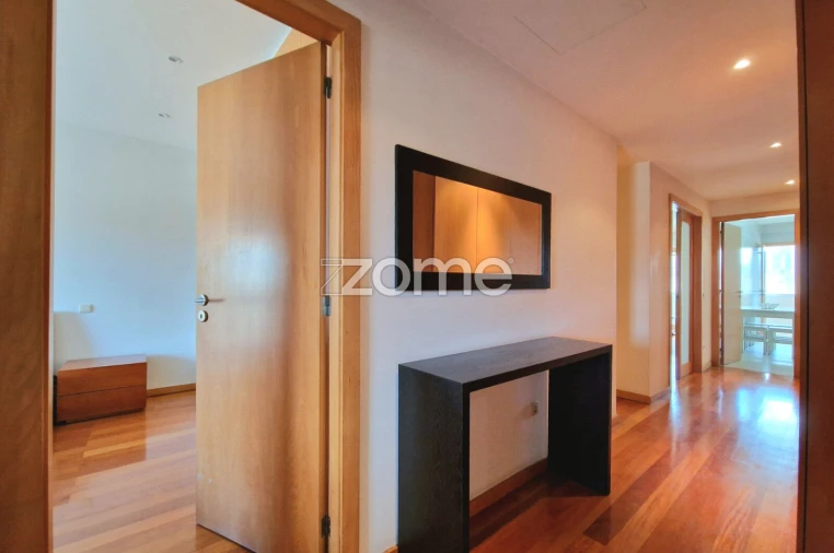 Apartamento T3 para Arrendamento em Braga (São José de São Lázaro e São João do Souto) Foto 13