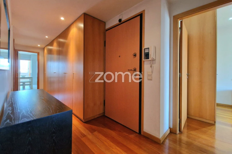 Apartamento T3 para Arrendamento em Braga (São José de São Lázaro e São João do Souto) Foto 6