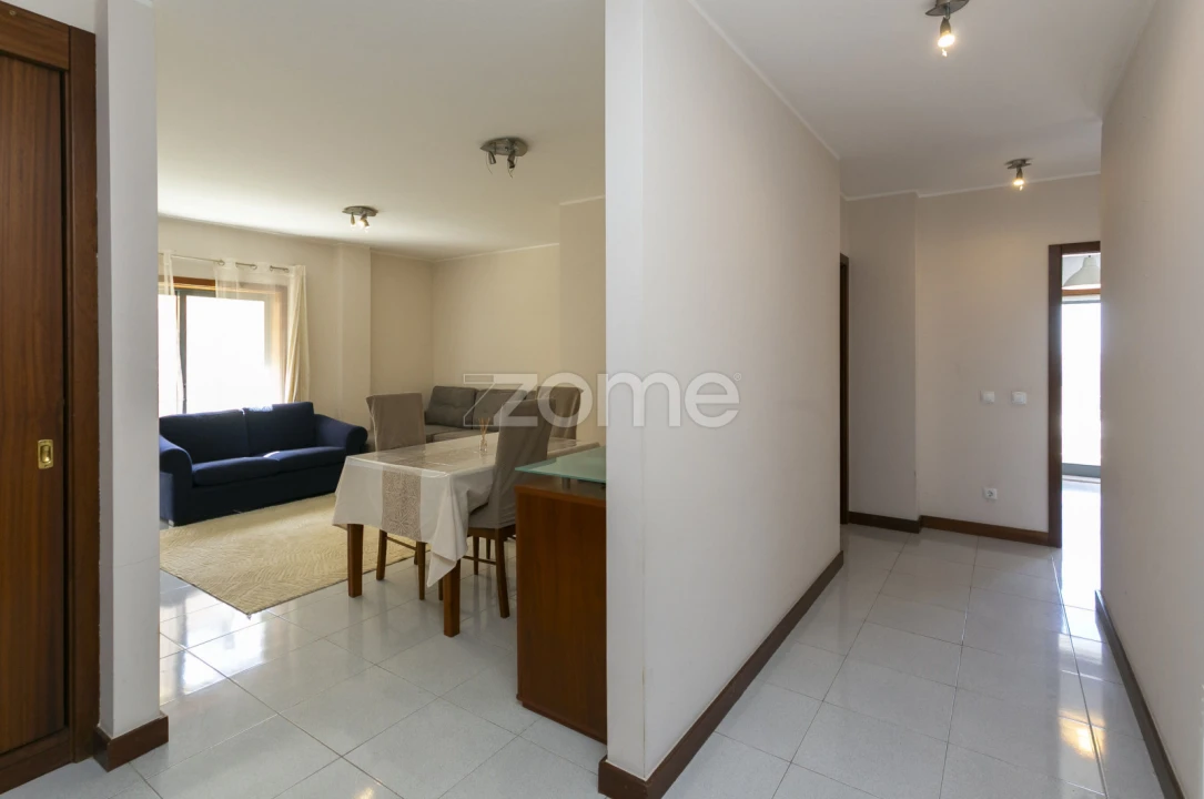 Apartamento T1 para Venda em Madalena Foto 8