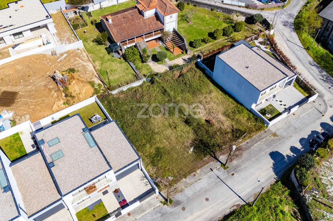 Terreno para Venda em Vila Verde e Barbudo Foto 7