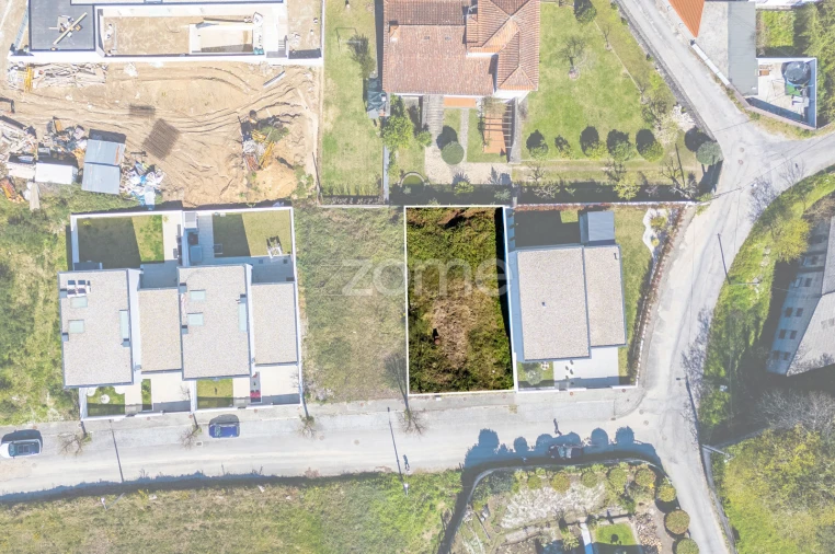 Terreno para Venda em Vila Verde e Barbudo Foto 28