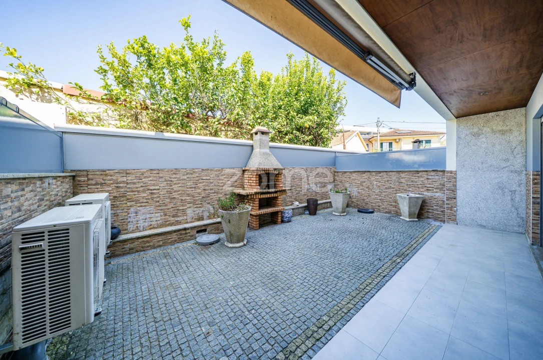 Moradia T5 para Venda em Ferreiros e Gondizalves Foto 20