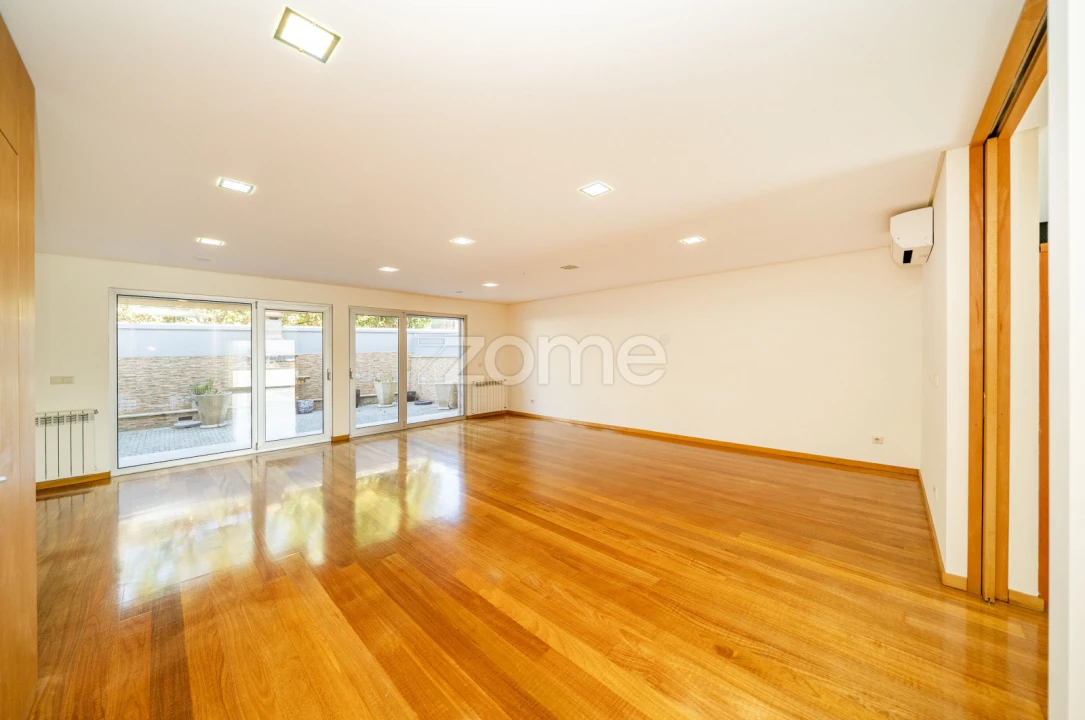 Moradia T5 para Venda em Ferreiros e Gondizalves Foto 23