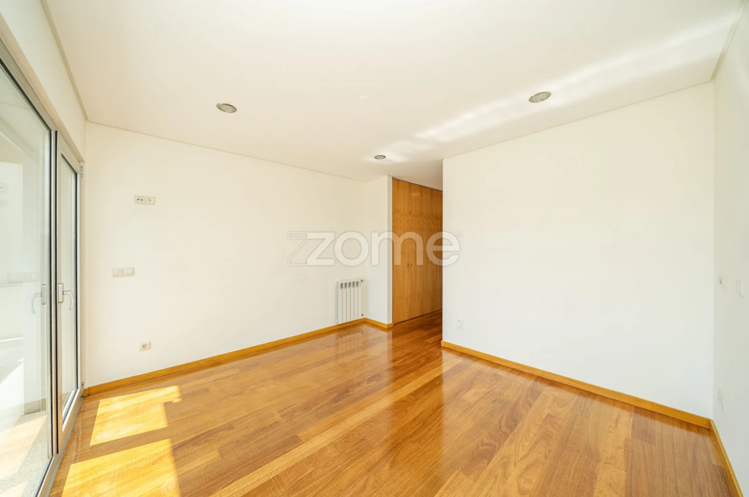 Moradia T5 para Venda em Ferreiros e Gondizalves Foto 40