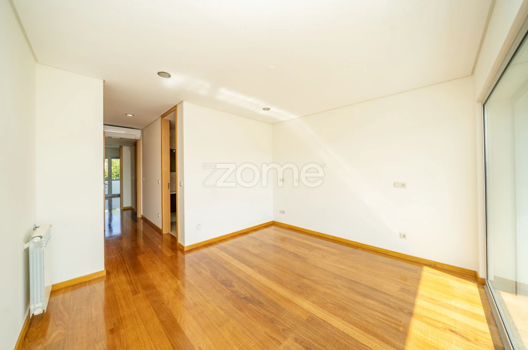 Moradia T5 para Venda em Ferreiros e Gondizalves Foto 41