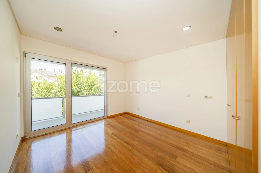 Moradia T5 para Venda em Ferreiros e Gondizalves Foto 45