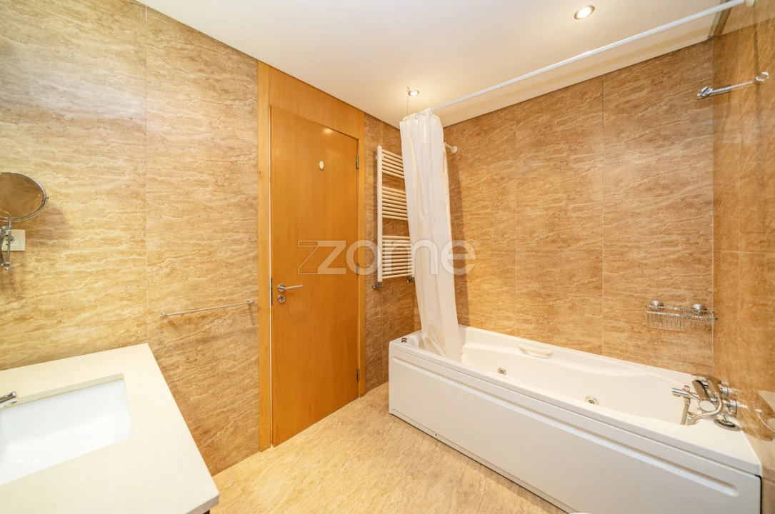 Moradia T5 para Venda em Ferreiros e Gondizalves Foto 52