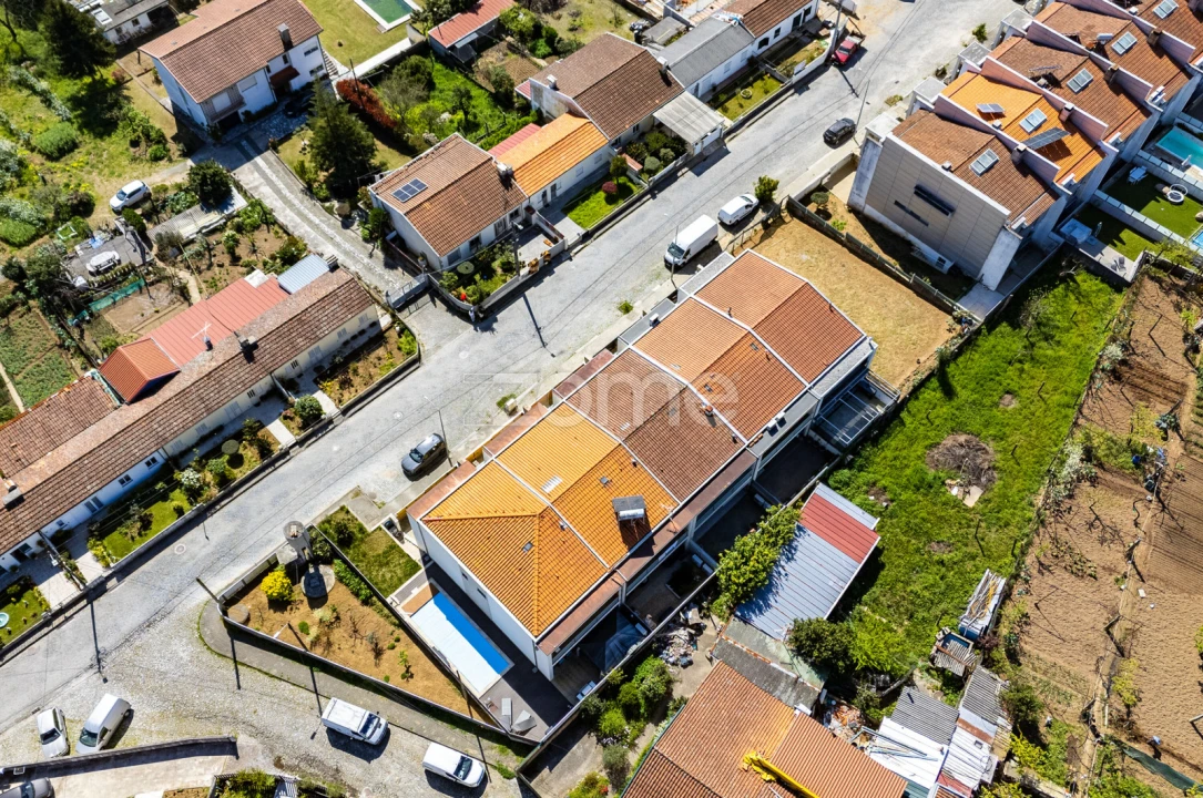 Moradia T5 para Venda em Ferreiros e Gondizalves Foto 53