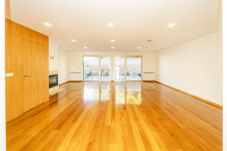 Moradia T5 para Venda em Ferreiros e Gondizalves Foto 16