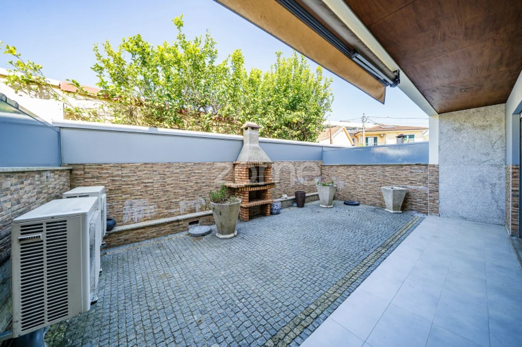 Moradia T5 para Venda em Ferreiros e Gondizalves Foto 20