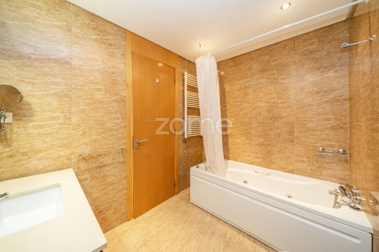 Moradia T5 para Venda em Ferreiros e Gondizalves Foto 52