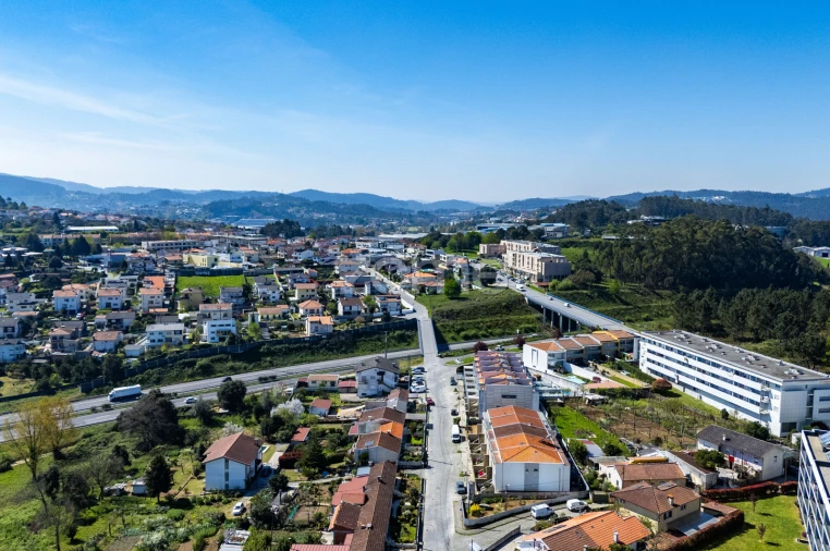 Moradia T5 para Venda em Ferreiros e Gondizalves Foto 70