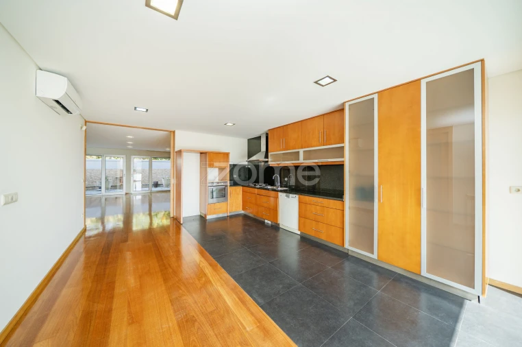 Moradia T5 para Venda em Ferreiros e Gondizalves Foto 9