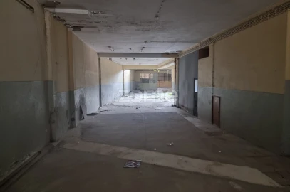 Terreno Comércio / Armazém para Venda em Cedofeita, Santo Ildefonso, Sé, Miragaia, São Nicolau e Vitória