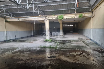 Terreno Comércio / Armazém para Venda em Cedofeita, Santo Ildefonso, Sé, Miragaia, São Nicolau e Vitória