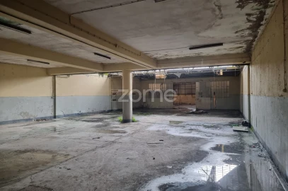 Terreno Comércio / Armazém para Venda em Cedofeita, Santo Ildefonso, Sé, Miragaia, São Nicolau e Vitória