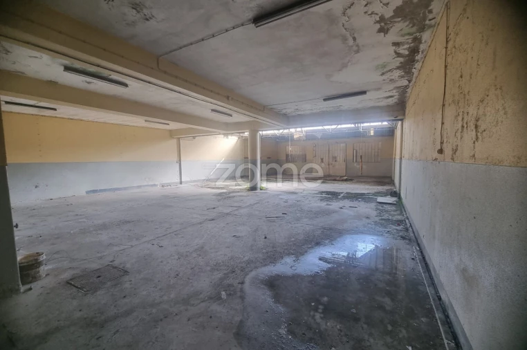 Terreno Comércio / Armazém para Venda em Cedofeita, Santo Ildefonso, Sé, Miragaia, São Nicolau e Vitória Foto 15