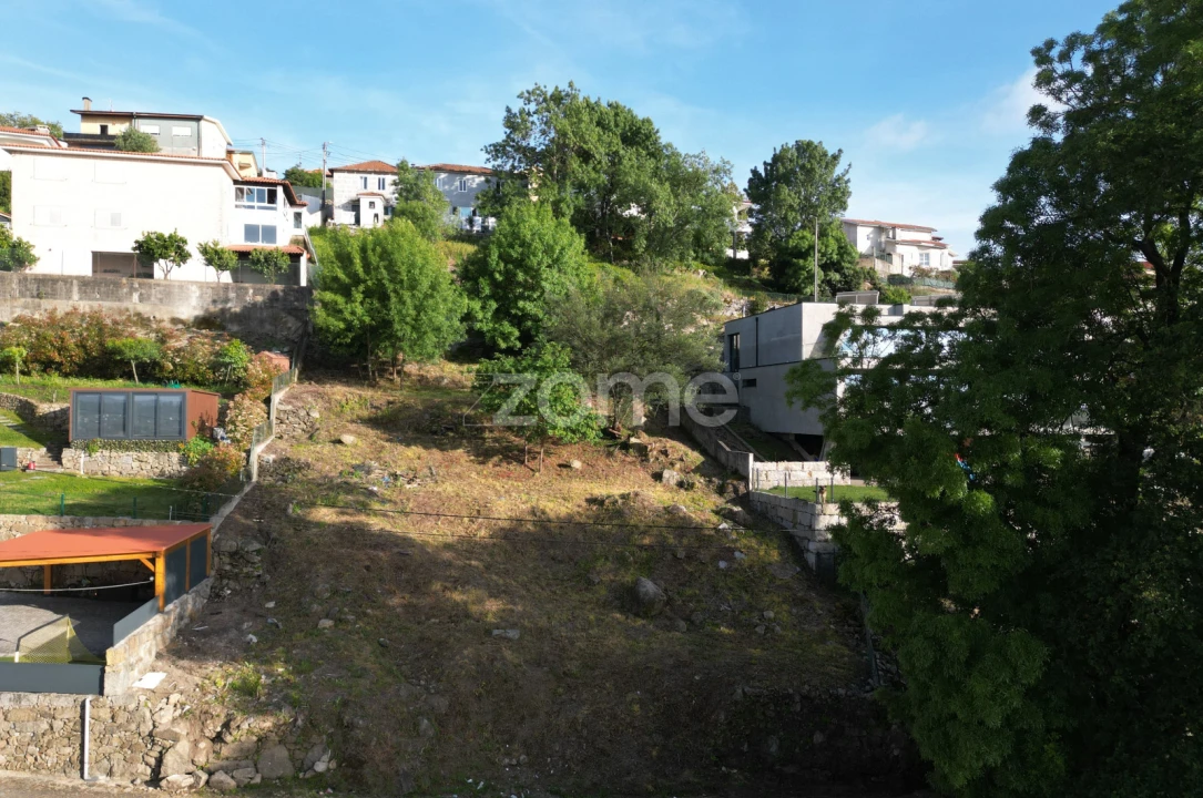 Terreno para Venda em Santo Tirso, Couto (Santa Cristina e São Miguel) e Burgães Foto 6