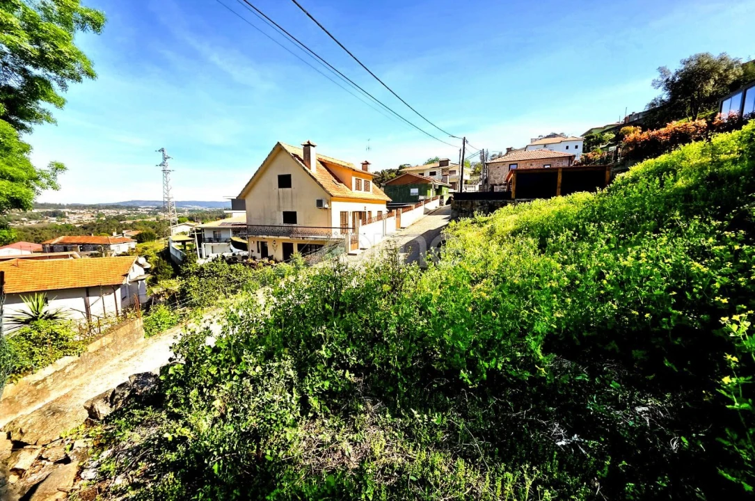 Terreno para Venda em Santo Tirso, Couto (Santa Cristina e São Miguel) e Burgães Foto 18