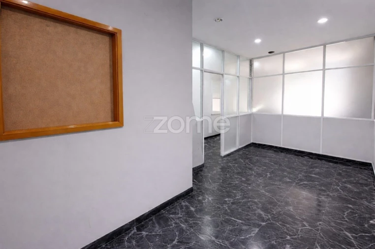 Negócio para Arrendamento em Baguim do Monte (Rio Tinto) Foto 10