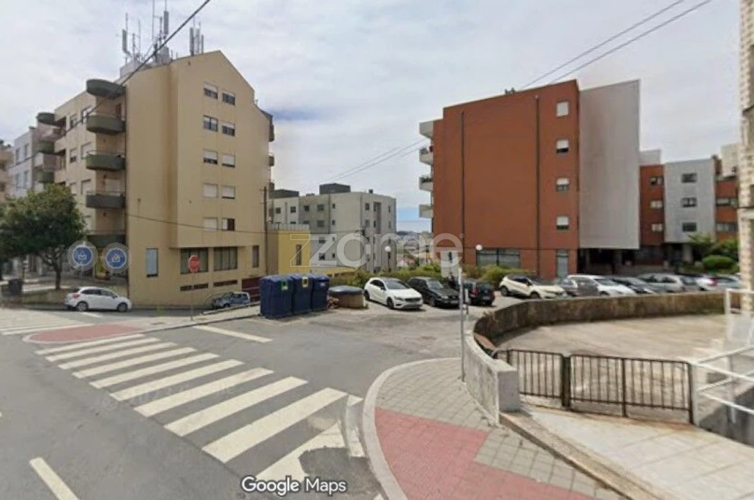 Negócio para Arrendamento em Baguim do Monte (Rio Tinto) Foto 11