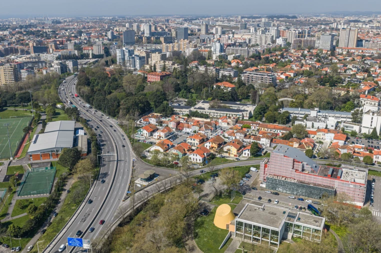 Moradia T2 para Venda em Lordelo do Ouro e Massarelos Foto 20