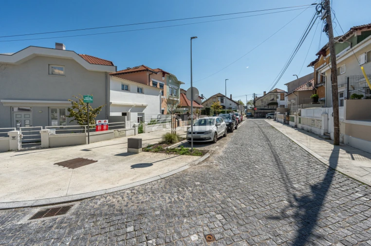 Moradia T2 para Venda em Lordelo do Ouro e Massarelos Foto 15