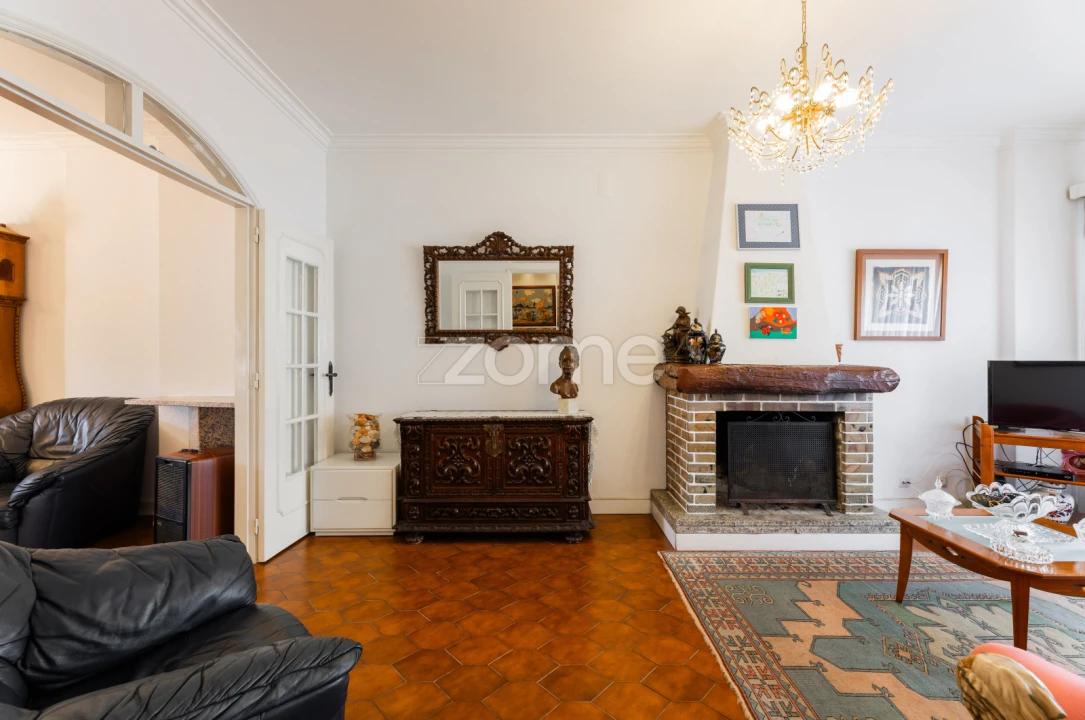 Moradia T4 para Venda em Nogueira, Fraião e Lamaçães Foto 6