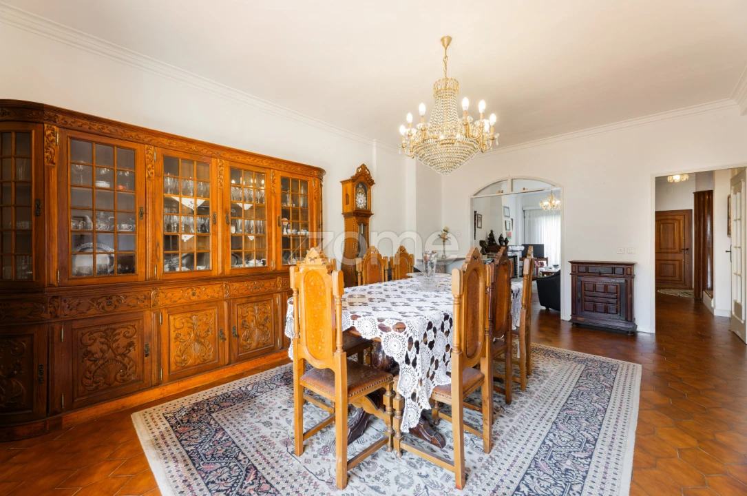 Moradia T4 para Venda em Nogueira, Fraião e Lamaçães Foto 11