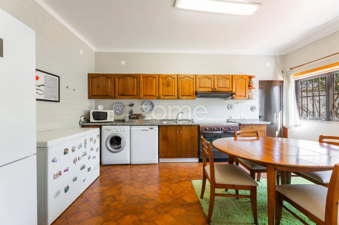 Moradia T4 para Venda em Nogueira, Fraião e Lamaçães Foto 13