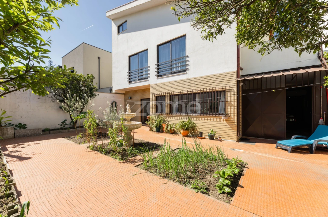 Moradia T4 para Venda em Nogueira, Fraião e Lamaçães Foto 39