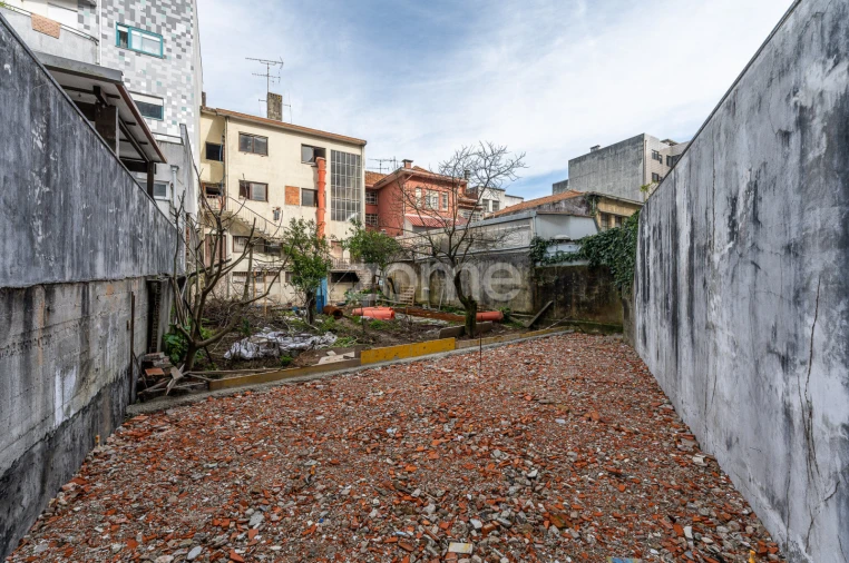 Apartamento T1 para Venda em São João da Madeira Foto 13
