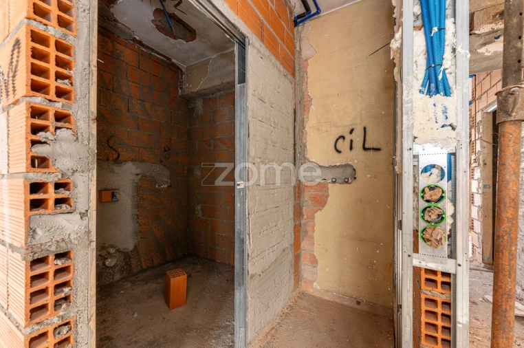 Apartamento T1 para Venda em São João da Madeira Foto 19