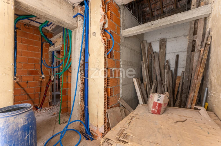 Apartamento T1 para Venda em São João da Madeira Foto 38