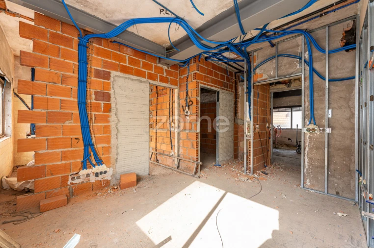 Apartamento T1 para Venda em São João da Madeira Foto 41