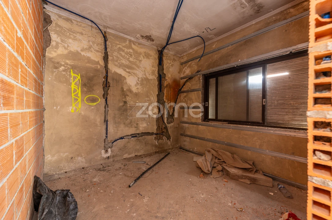 Apartamento T1 para Venda em São João da Madeira Foto 27