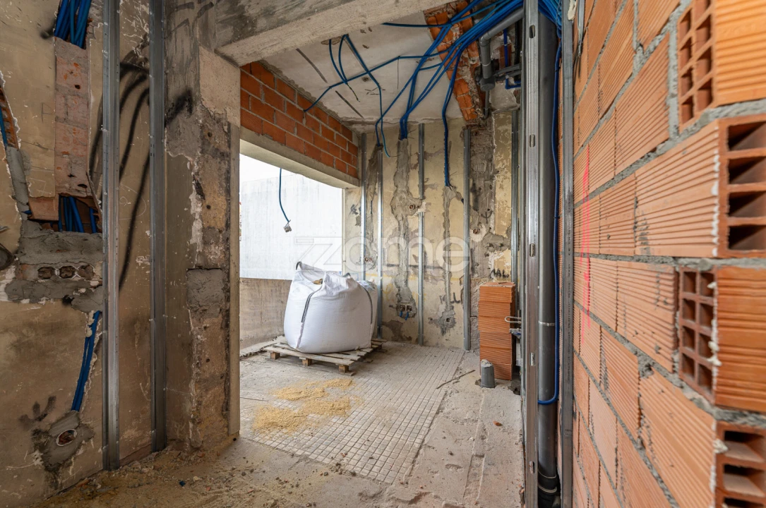 Apartamento T1 para Venda em São João da Madeira Foto 29