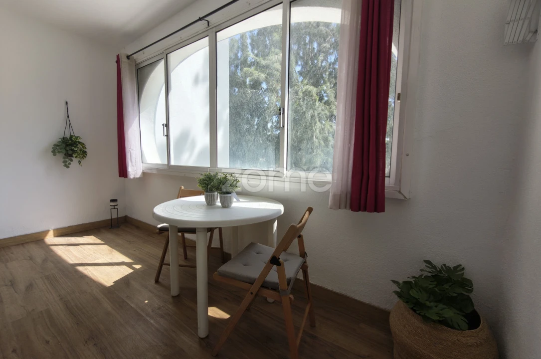 Apartamento T1 para Arrendamento em Costa da Caparica Foto 5