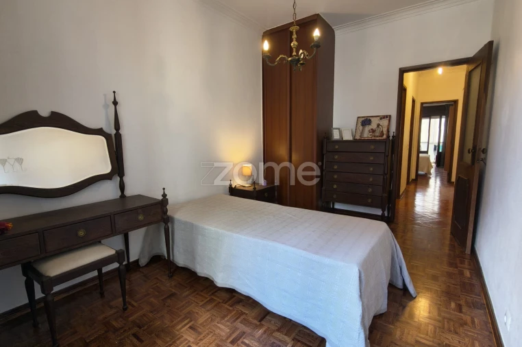 Apartamento T3 para Arrendamento em Oeiras e São Julião da Barra, Paço de Arcos e Caxias Foto 4