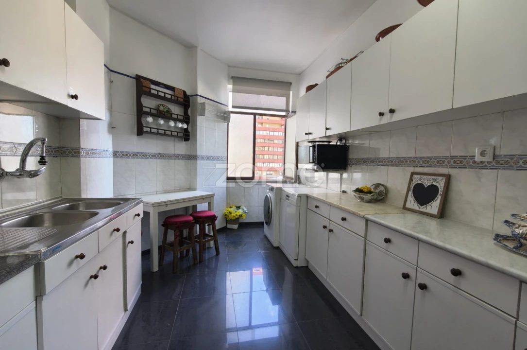 Apartamento T3 para Arrendamento em Oeiras e São Julião da Barra, Paço de Arcos e Caxias Foto 3