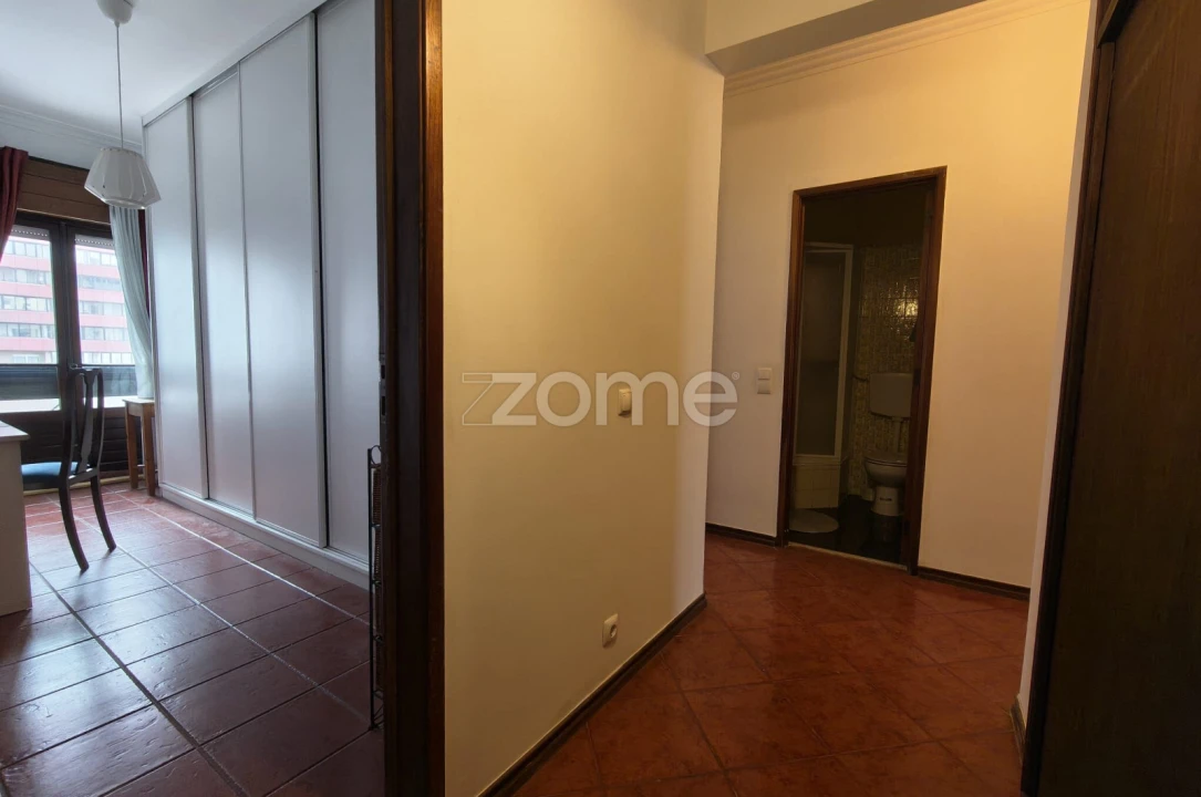 Apartamento T3 para Arrendamento em Oeiras e São Julião da Barra, Paço de Arcos e Caxias Foto 15