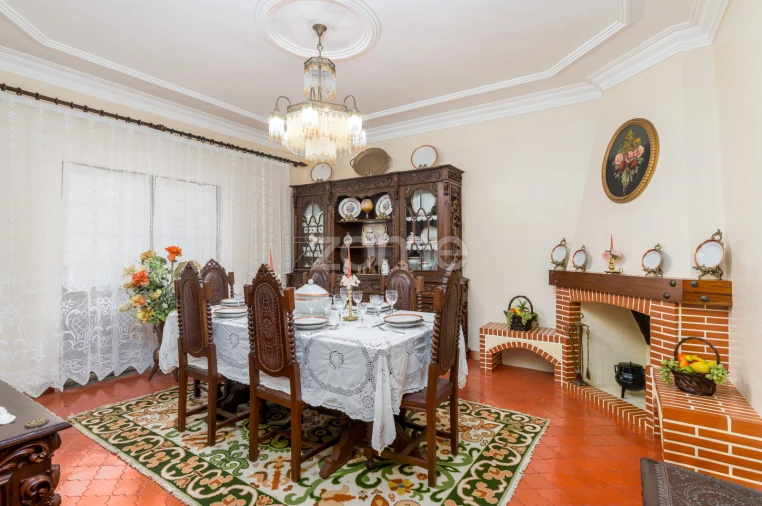 Moradia T6 para Venda em Almeirim Foto 6