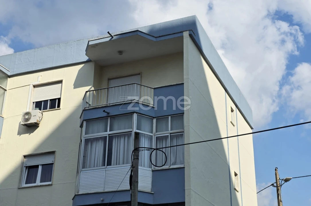 Apartamento T2 para Arrendamento em Águas Livres Foto 24