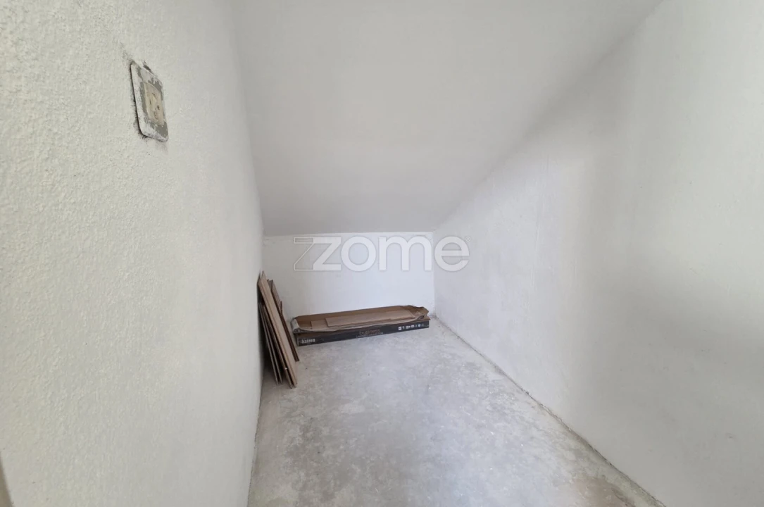 Apartamento T2 para Arrendamento em Águas Livres Foto 20