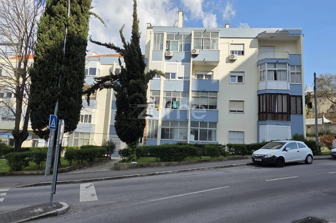 Apartamento T2 para Arrendamento em Águas Livres Foto 26