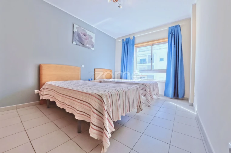 Apartamento T3 para Venda em Portimão Foto 4