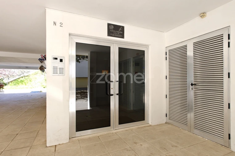 Apartamento T3 para Venda em Portimão Foto 17