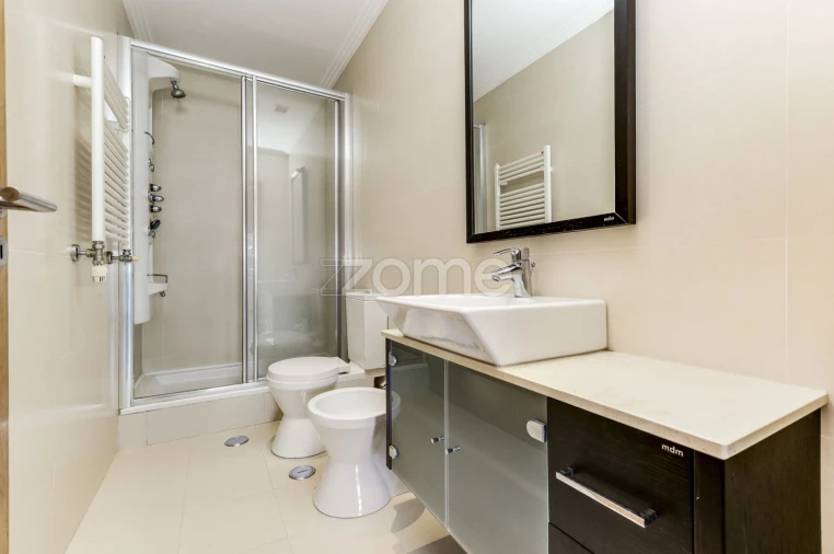 Apartamento T3 para Arrendamento em Oeiras e São Julião da Barra, Paço de Arcos e Caxias Foto 21