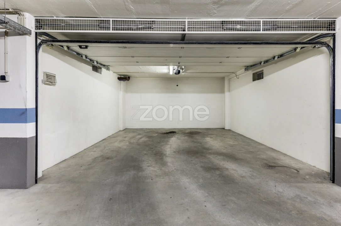 Apartamento T3 para Arrendamento em Oeiras e São Julião da Barra, Paço de Arcos e Caxias Foto 24